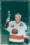 Marek Mryglot z pucharem