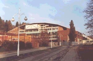 tu bdzie kawiarnia i biura zarzdu KTH